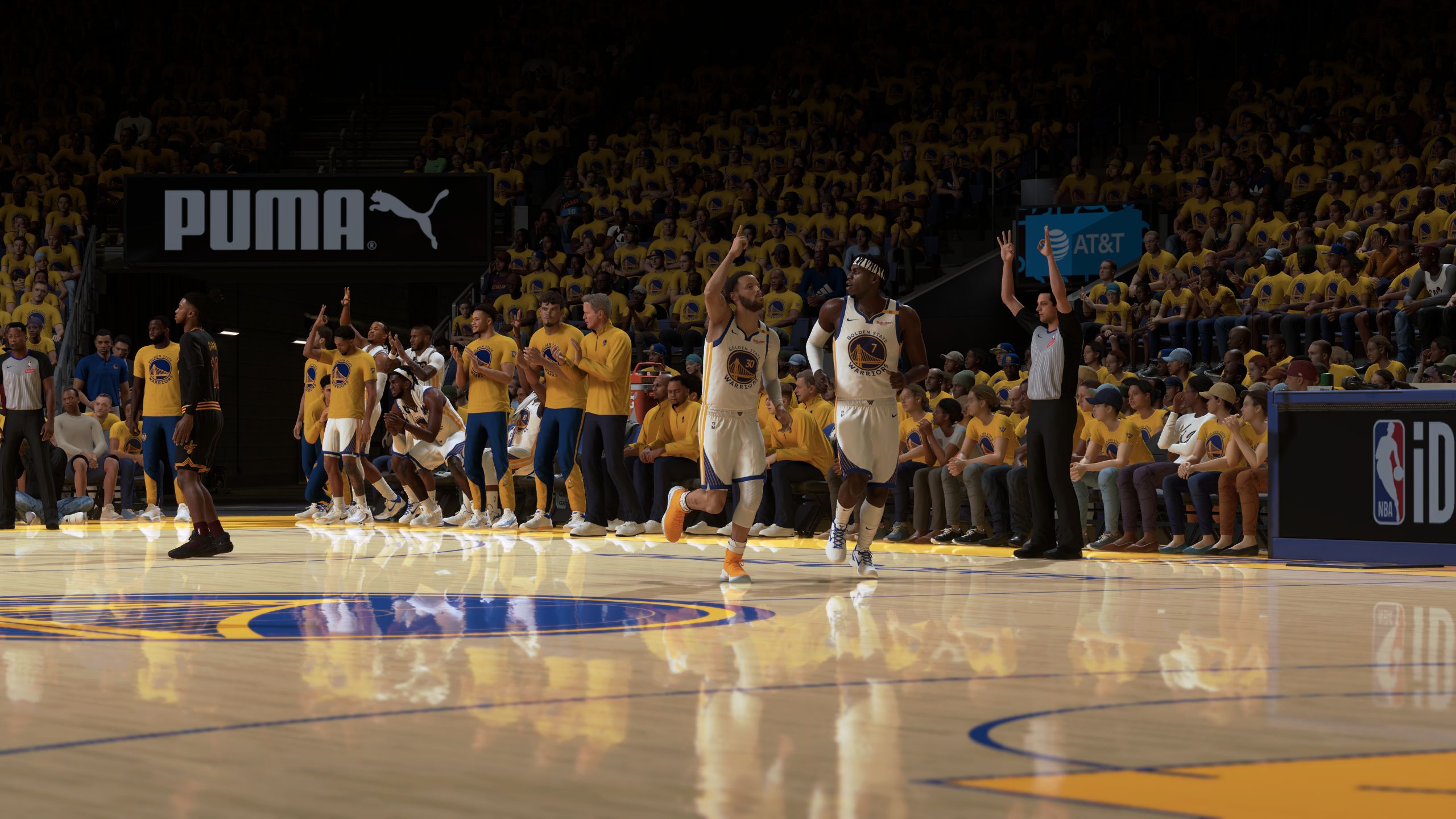 库里回归赛场，回归赛场首场状态亮眼，G2观众沸腾！的简单介绍