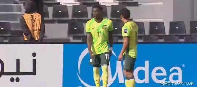 包含穆古鲁扎在澳大利亚队比赛中败北,爆冷引发热议!的词条 包含穆古鲁扎在澳大利亚队比赛中败北,爆冷引发热议!的词条